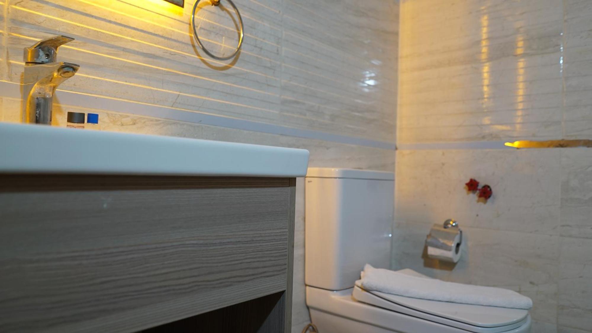 Medos Beach Hotel Kuşadası Ngoại thất bức ảnh