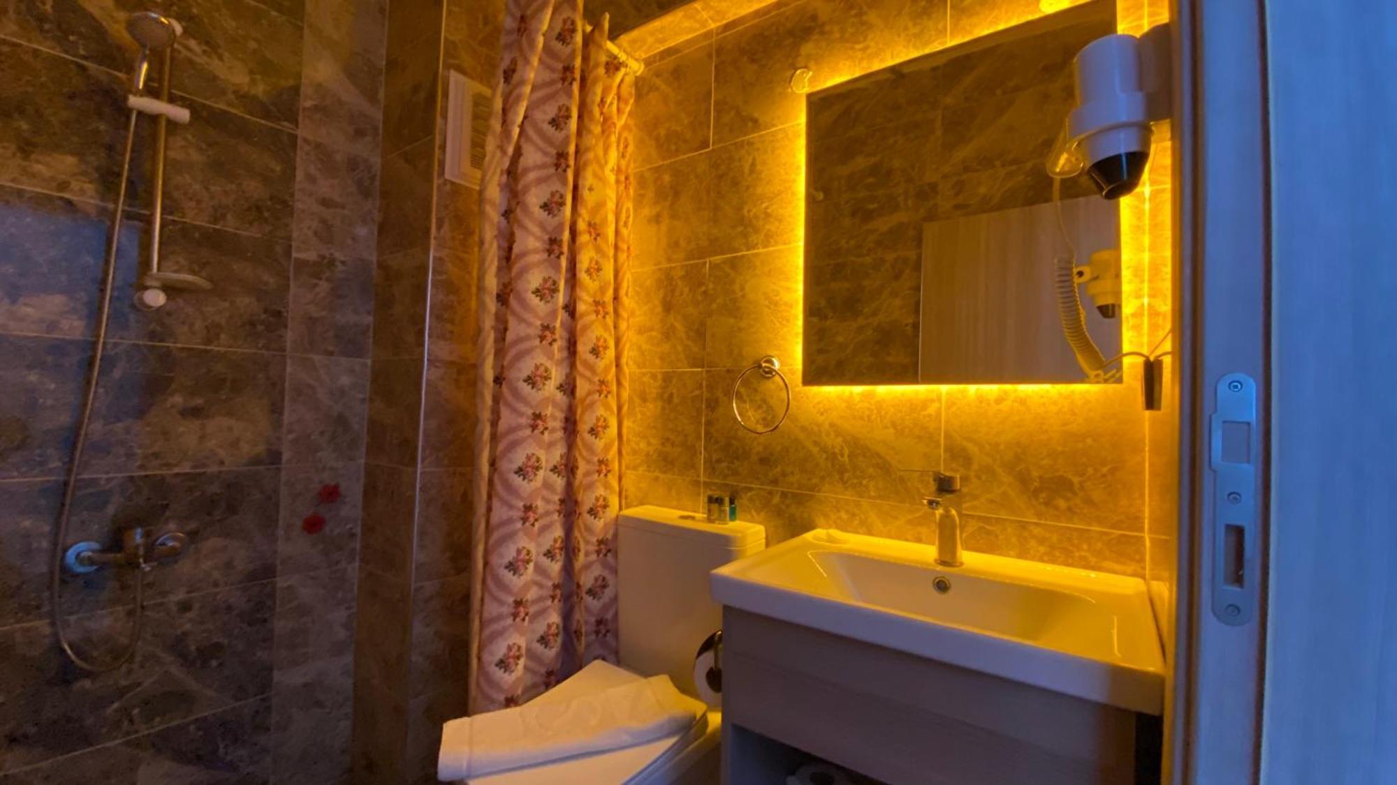 Medos Beach Hotel Kuşadası Ngoại thất bức ảnh